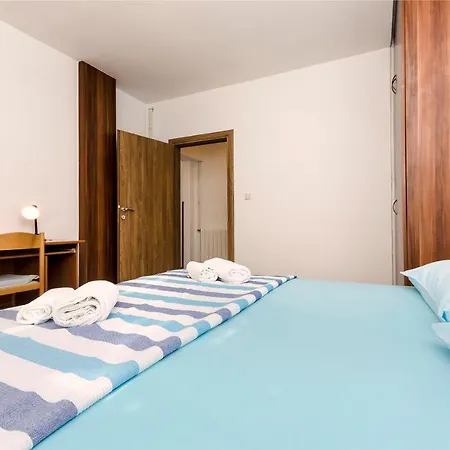 Apartment Milena Srima Exterior photo